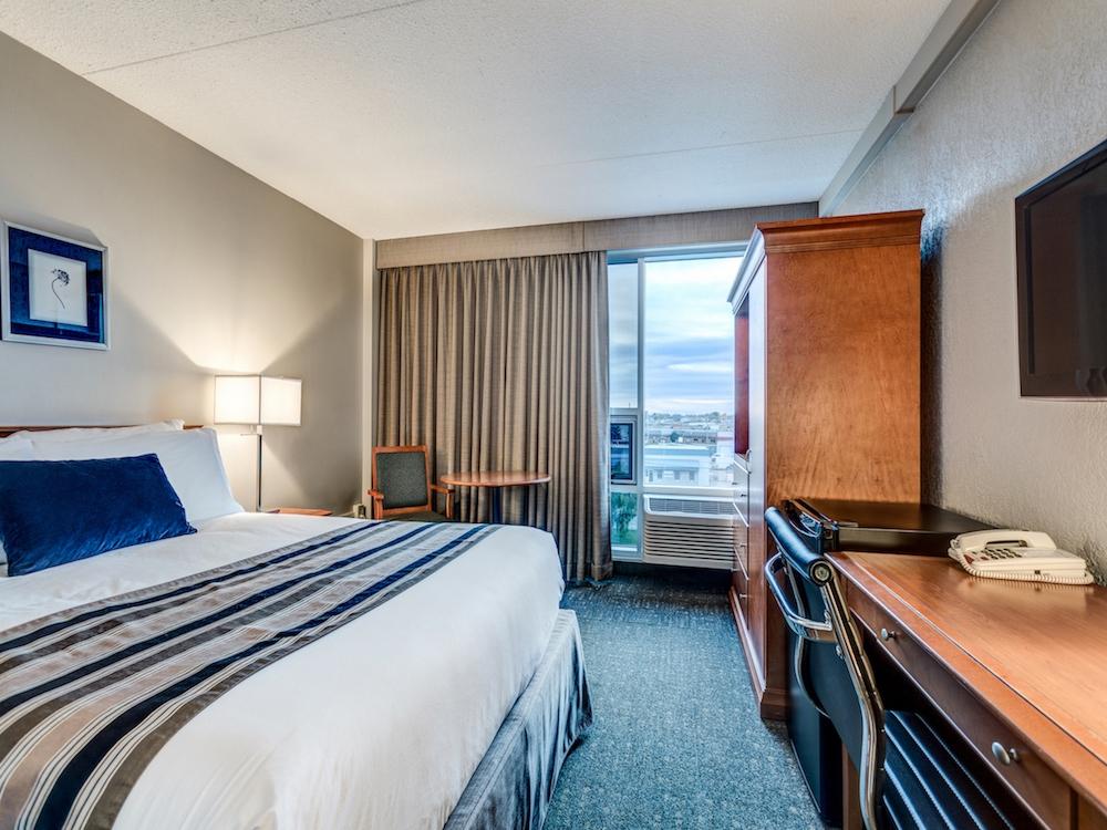 Heritage Inn Hotel & Convention Centre - Саскатун Номер фото